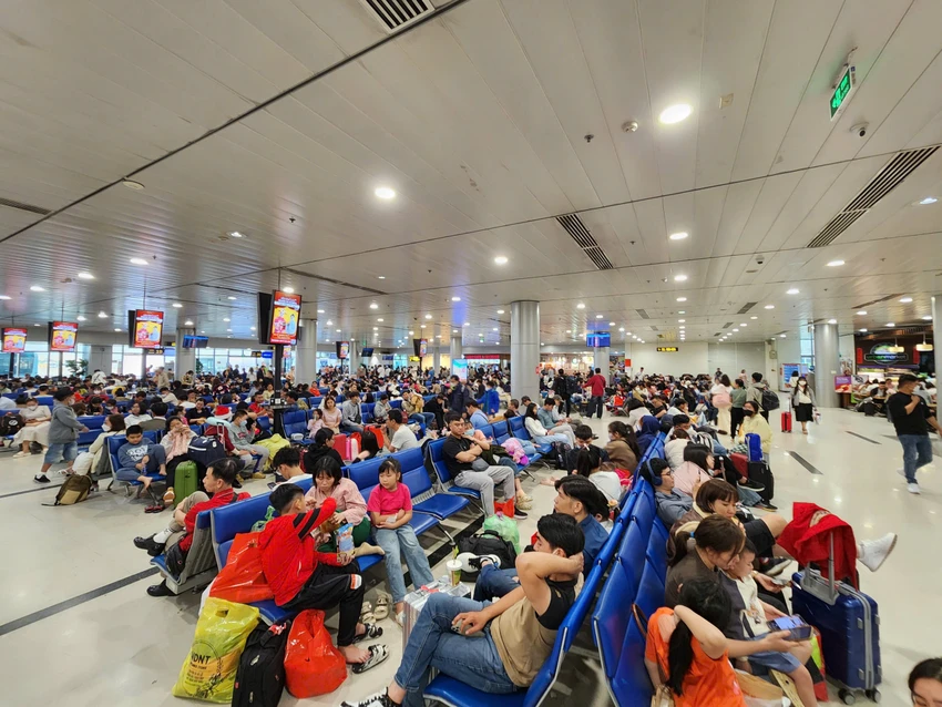 101-Tan-son-nhat-1.jpg