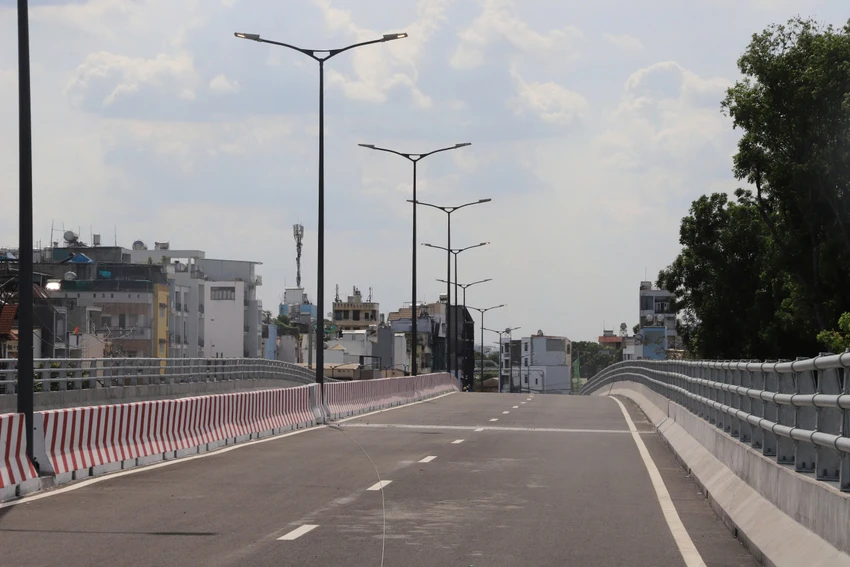 1-Tran-quoc-hoan-13.jpg