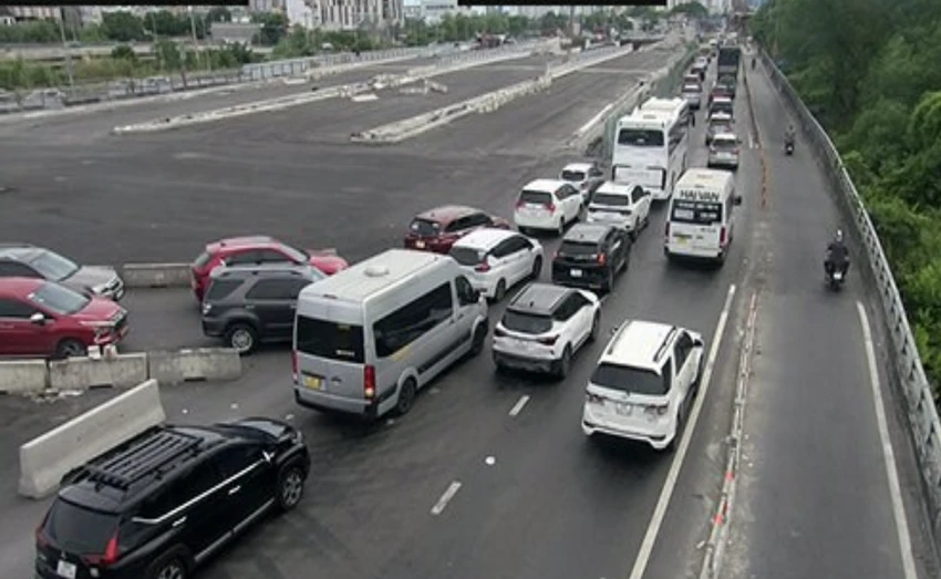 Nghỉ lễ 30-4