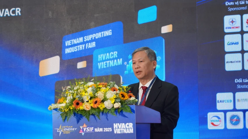 trien-lam-nganh-nang-luong-1.jpg