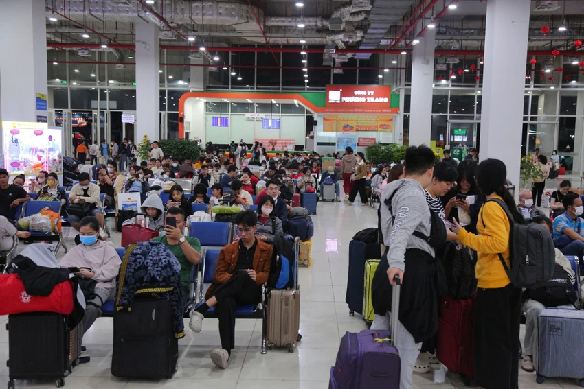 1-ben-xe-mien-dong-moi-8.jpg