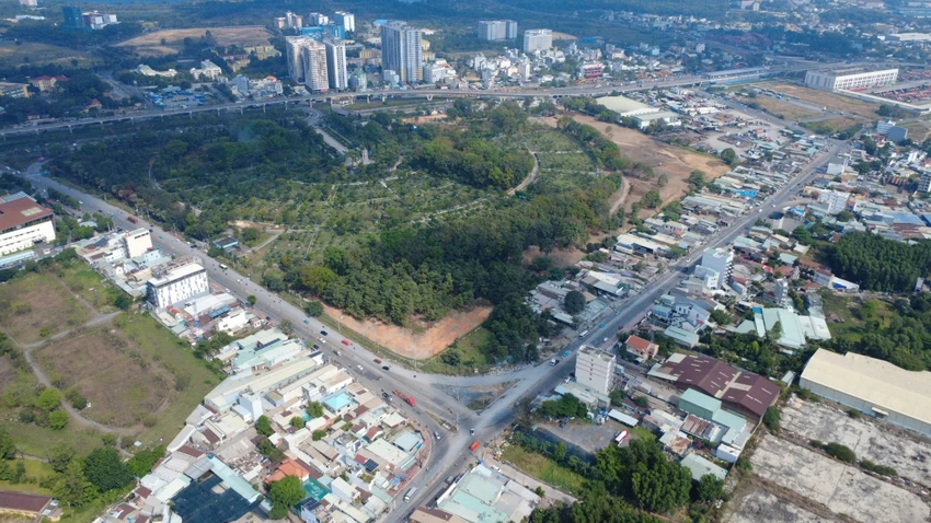 1-hoang-huu-nam-6.jpg