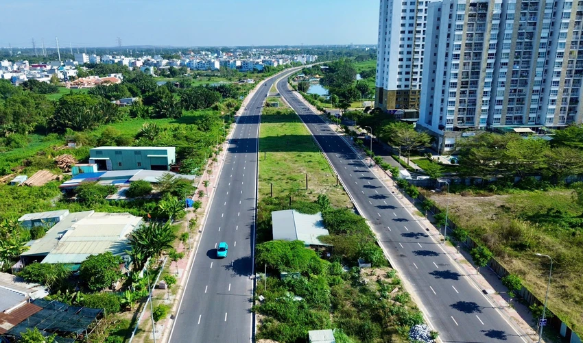 tiến độ quốc lộ 50 đạt 95%: đòn bẩy tăng giá dự án the 826 ec tiến độ quốc lộ 50 đã đạt hơn 95%