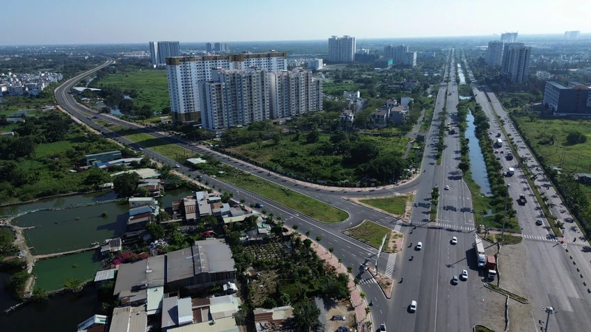 tiến độ quốc lộ 50 đạt 95%: đòn bẩy tăng giá dự án the 826 ec tiến độ quốc lộ 50