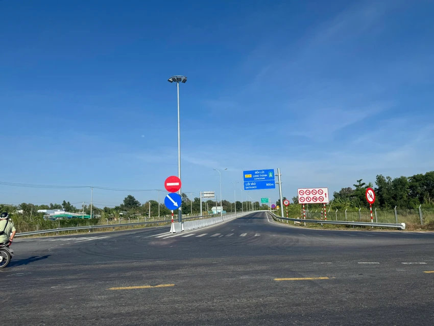 01-quoc-lo-50-14.jpg