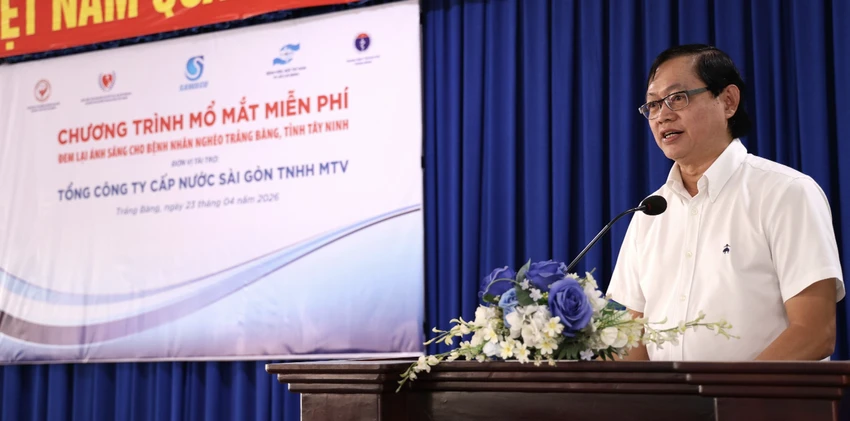 phau-thuat-mat-2.png