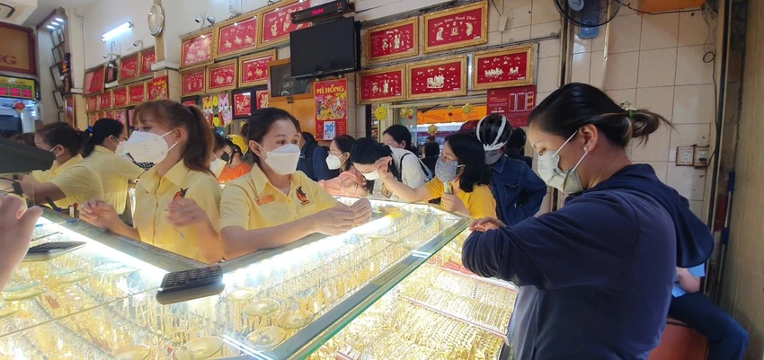 vang-trang-suc-13.jpg