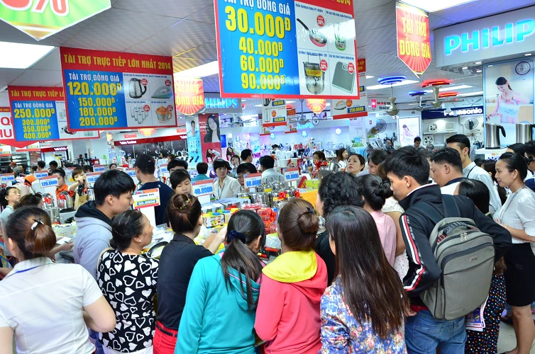 Nguyễn Kim tài trợ trực tiếp cho người tiêu dùng ảnh 1