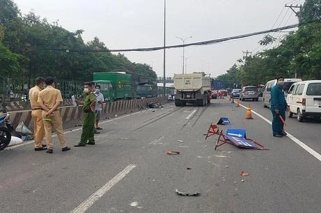 Hiện trường vụ tai nạn sáng 8-5-2021. Ảnh: HT Hiện trường vụ tai nạn sáng 8-5-2021. Ảnh: HT