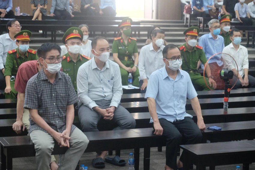 Các bị cáo tại tòa. Ảnh: UYÊN TRANG Các bị cáo tại tòa. Ảnh: UYÊN TRANG