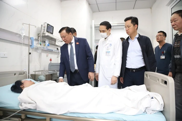 bí thư thành ủy hà nội thăm nạn nhân vụ cháy