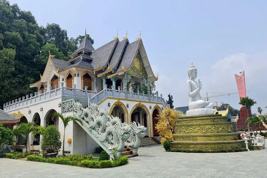 Cận cảnh ngôi chùa có kiến trúc độc đáo ở Thanh Hóa ảnh 3 Cận cảnh ngôi chùa có kiến trúc độc đáo ở Thanh Hóa ảnh 3