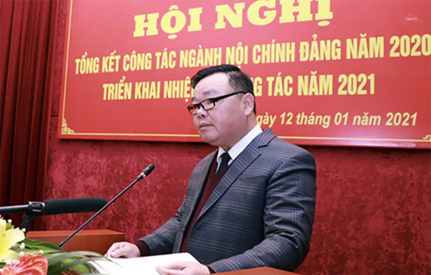 Trưởng Ban Tuyên giáo Tỉnh ủy tỉnh Hòa Bình ông Nguyễn Đồng bị bắt giam về tội lợi dụng chức vụ, quyền hạn trong khi thi hành công vụ. Ảnh: TP Nguyễn Đồng Trưởng Ban Tuyên giáo Tỉnh ủy Ninh Bình