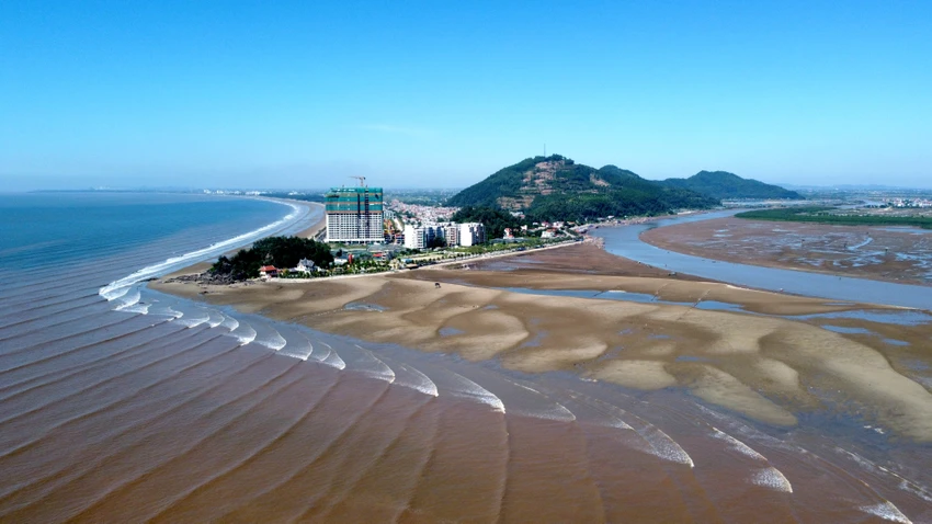 Bien-Hai-Tien-Linh-Truong-Hoang Truong-Thanh-Hoa-10.JPG