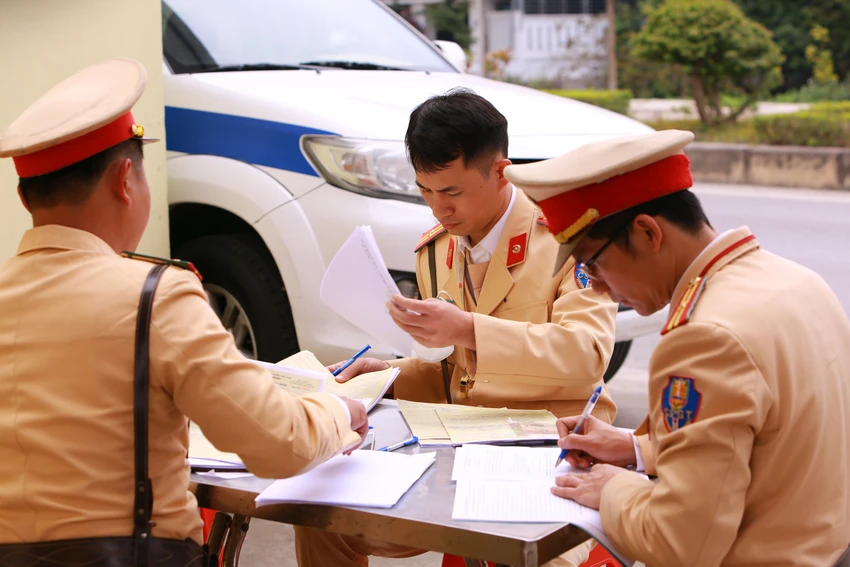 to-cong-tac-dac-biet-xu-ly-nong-do-con-o-thanh-hoa-7-8810.jpg