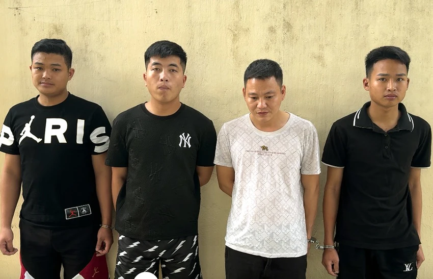 Giữ hai cha con trái pháp luật, 4 thanh niên ở Thanh Hóa bị bắt giam