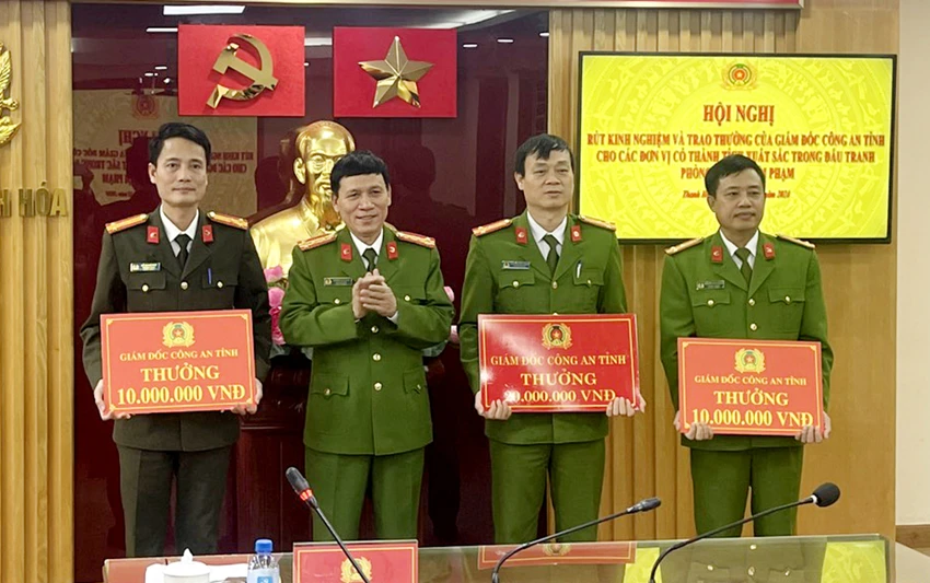 Vụ vệ sĩ dẹp đường cho đoàn xe đám cưới - Mở rộng vụ án xử lý nghiêm các đối tượng -.jpg