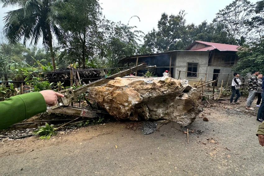 Hiện trường vụ sạt lở đá ở Thanh Hóa nhiều người tháo chạy thoát thân trong đêm - 6.jpg
