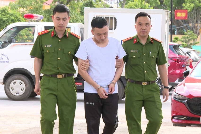 Con trai tuấn thần đèn - Lê Chung Tài Tài Bu.jpg