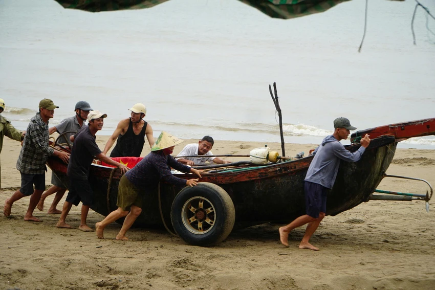 Bão số 3 Thanh Hóa.jpg