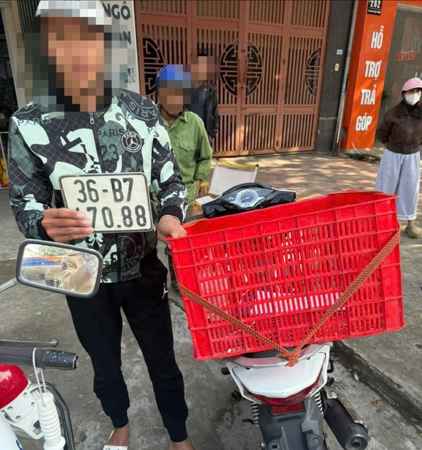 Vi phạm hàng loạt lỗi giao thông, một shipper bị phạt 30 triệu đồng.jpg