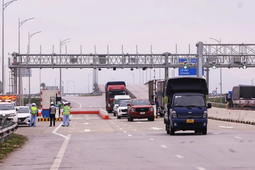 Trạm Thu Phí Cao Tốc Bắc Nam Qua Thanh Hóa-7.jpg