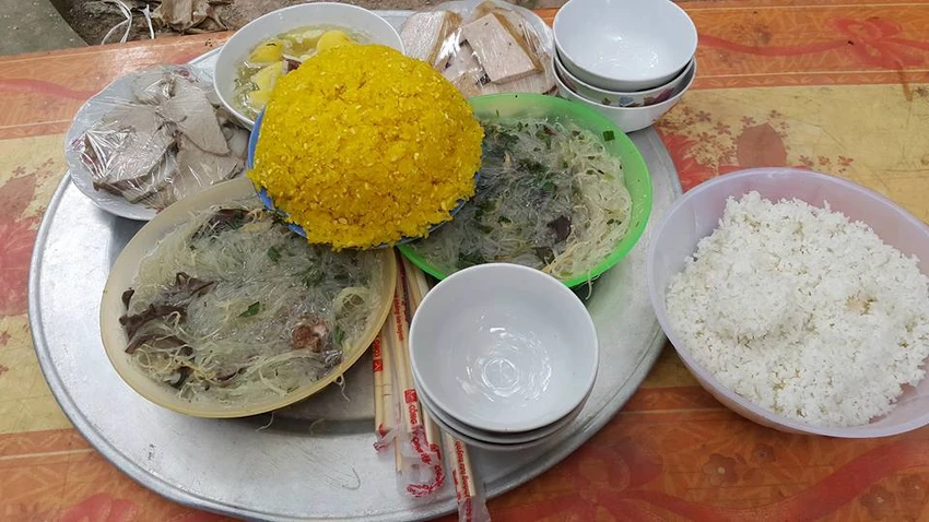 Ùn ùn tìm “Mẫu nghi thiên hạ” ở phủ Mẫu The ảnh 6 Ùn ùn tìm “Mẫu nghi thiên hạ” ở phủ Mẫu The ảnh 6