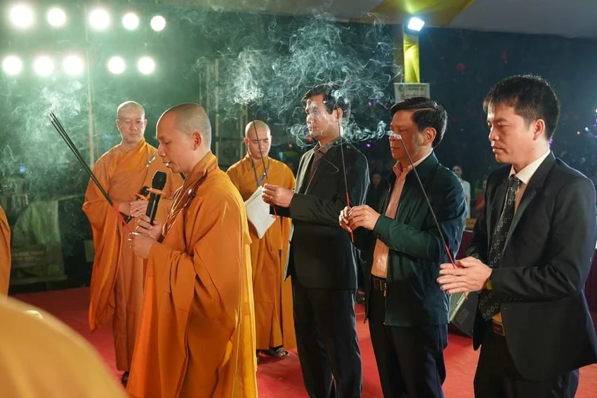 Lễ cầu Quốc thái dân An - Khai ấn chùa Hoằng Phúc. Lễ cầu Quốc thái dân An - Khai ấn chùa Hoằng Phúc.