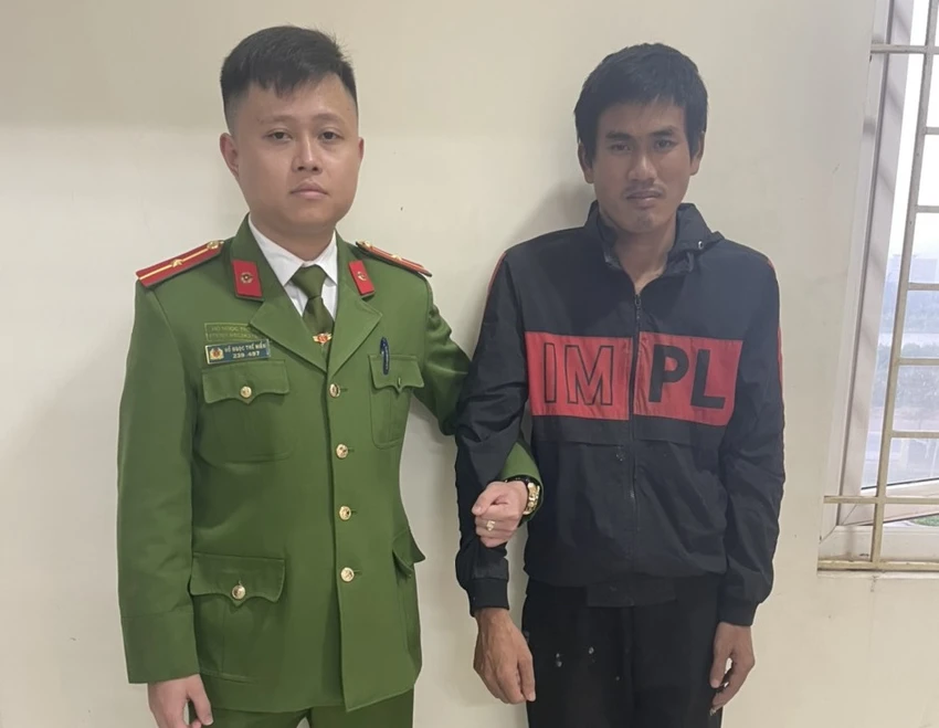Đinh Vũ Hoàng tại cơ quan công an. Ảnh: CA Đinh Vũ Hoàng tại cơ quan công an. Ảnh: CA