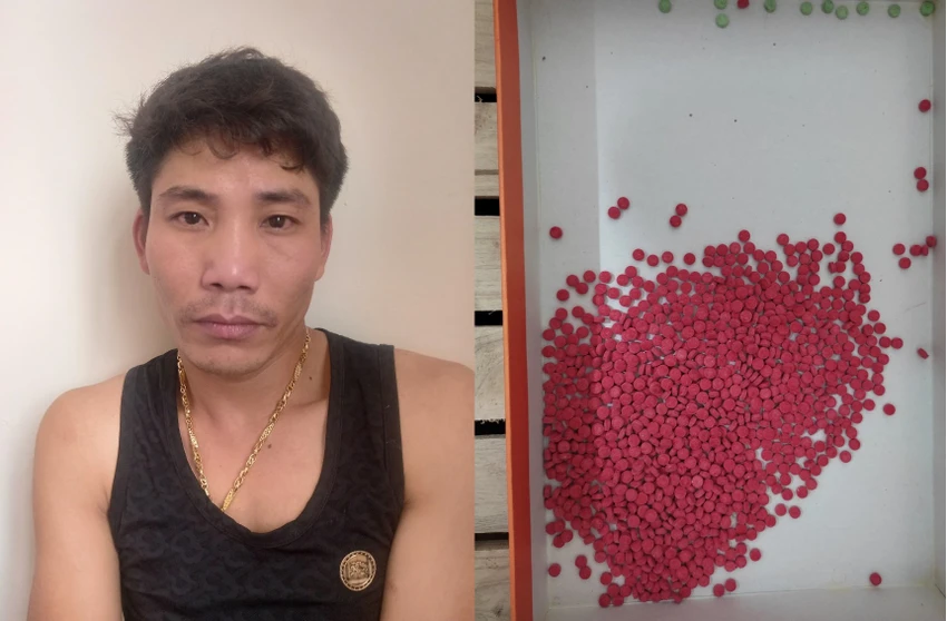 Ngô Minh Tường cùng số ma túy thu giữ được tại phòng trọ. Ảnh: TRẦN TUẤN