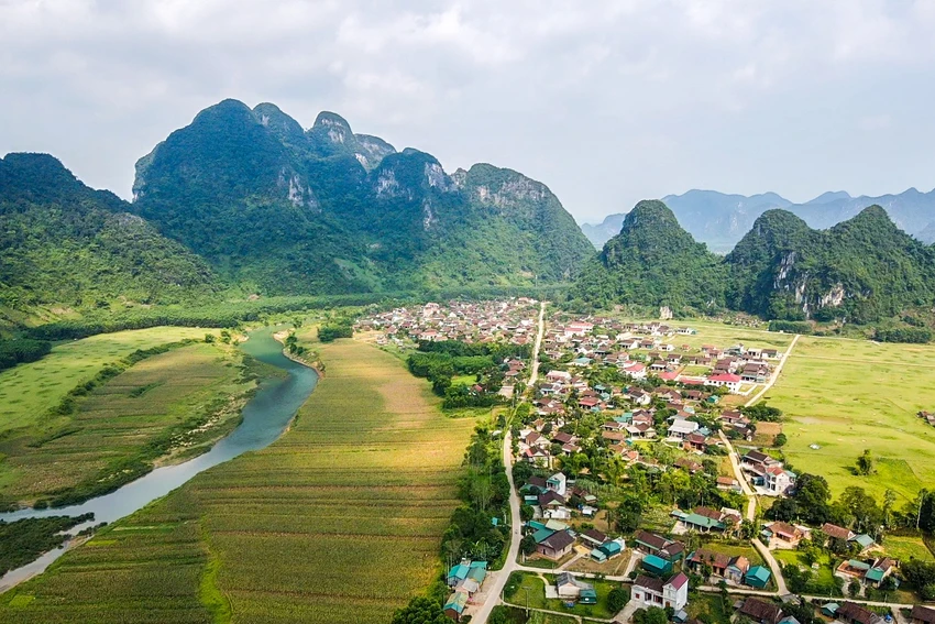 quang-binh-co-lang-du-lich-tot-nhat-the-gioi.jpg