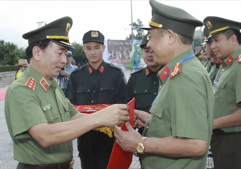 hon-1.200-van-dong-vien-tham-gia-hoi-thao-luc-luong-cand.jpg