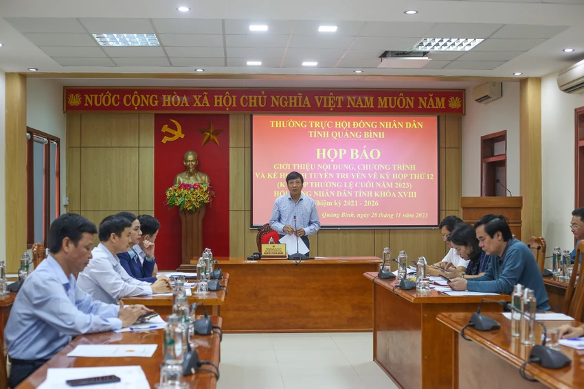 Quảng Bình: Tổ chức lấy phiếu tín nhiệm với người giữ chức vụ trong kỳ họp thứ 12