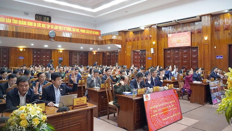 Kết quả lấy phiếu tín nhiệm 30 người giữ chức vụ ở Quảng Bình