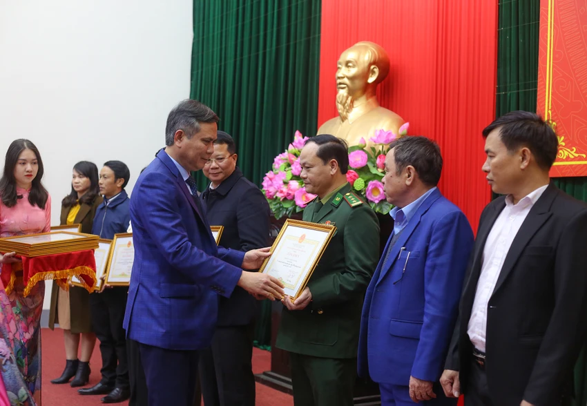 bo-doi-bien-phong-quang-binh-thu-giu-luong-ma-tuy-khung-trong-5-nam-2-2611.jpg