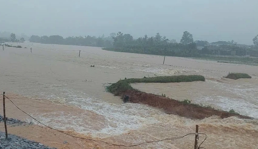 Vỡ đập đê quai Dạ Lam ở Quảng Bình là phá dỡ có kế hoạch để chủ động thoát lũ