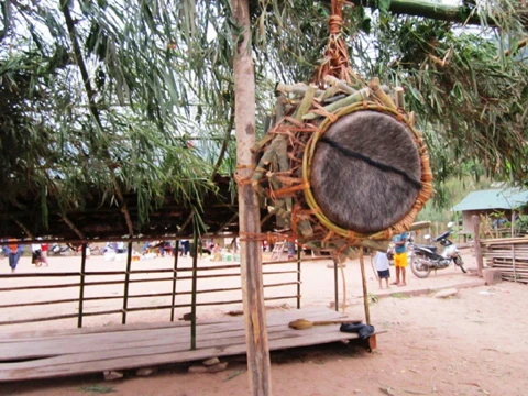 Đập trống, chuyện tình, một đêm, Ma Coong, Quảng Bình, núi rừng Đập trống, chuyện tình, một đêm, Ma Coong, Quảng Bình, núi rừng