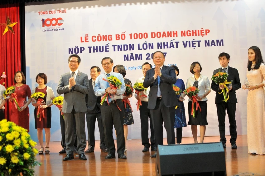 MobiFone nộp thuế khủng năm 2017 ảnh 1