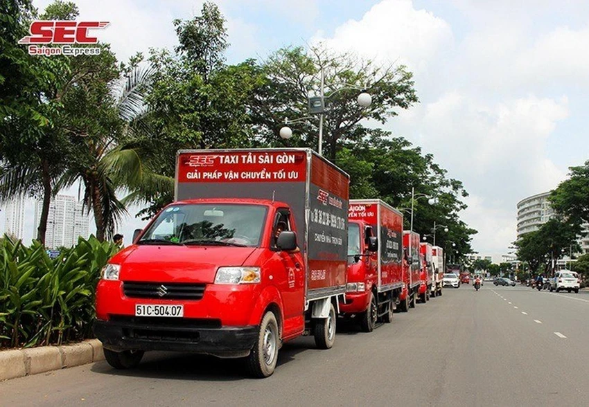 Hệ thống xe tải hiện đại, được trang bị đầy đủ thiết bị cho mỗi công trình Hệ thống xe tải hiện đại, được trang bị đầy đủ thiết bị cho mỗi công trình
