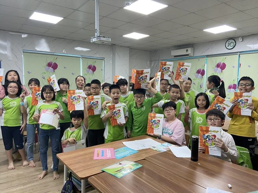 Riêng năm học 2021-2022, chương trình Cha-Ching đã được triển khai tại 84 trường học tại Hà Nội và Hưng Yên, tiếp cận hơn 22.000 học sinh tiểu học và 600 giáo viên. Riêng năm học 2021-2022, chương trình Cha-Ching đã được triển khai tại 84 trường học tại Hà Nội và Hưng Yên, tiếp cận hơn 22.000 học sinh tiểu học và 600 giáo viên.