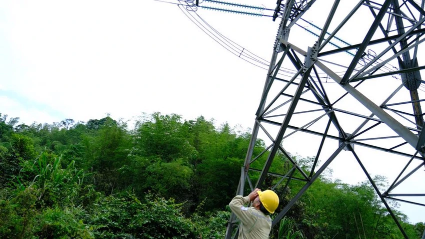 PTC1 áp dụng công nghệ kiểm tra độ võng đường dây 500kV. PTC1 áp dụng công nghệ kiểm tra độ võng đường dây 500kV.