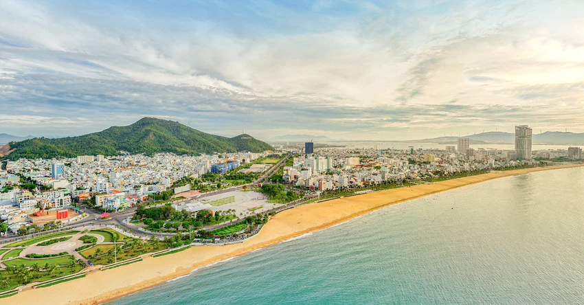 Bình Định tăng tốc đầu tư hạ tầng và du lịch, tạo thế đòn bẩy đưa đô thị biển Quy Nhơn “cất cánh” trở thành điểm đến hàng đầu châu Á Bình Định tăng tốc đầu tư hạ tầng và du lịch, tạo thế đòn bẩy đưa đô thị biển Quy Nhơn “cất cánh” trở thành điểm đến hàng đầu châu Á