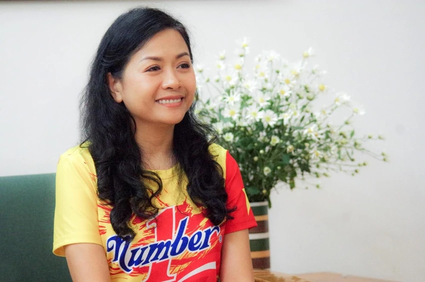 Phó Tổng giám đốc Tập đoàn Tân Hiệp Phát – Trần Uyên Phương gửi lời chia sẻ đến đội tuyển tham gia giải Phó Tổng giám đốc Tập đoàn Tân Hiệp Phát – Trần Uyên Phương gửi lời chia sẻ đến đội tuyển tham gia giải