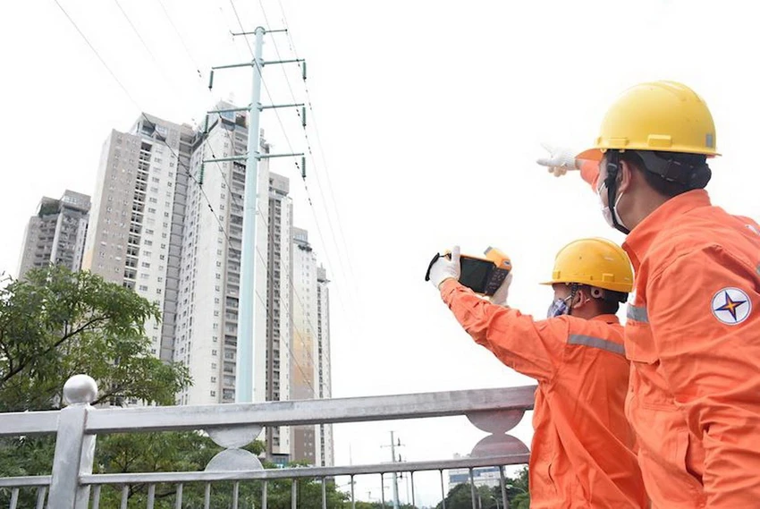 EVNHANOI luôn nâng cao chất lượng quản lý vận hành lưới điện. EVNHANOI luôn nâng cao chất lượng quản lý vận hành lưới điện.