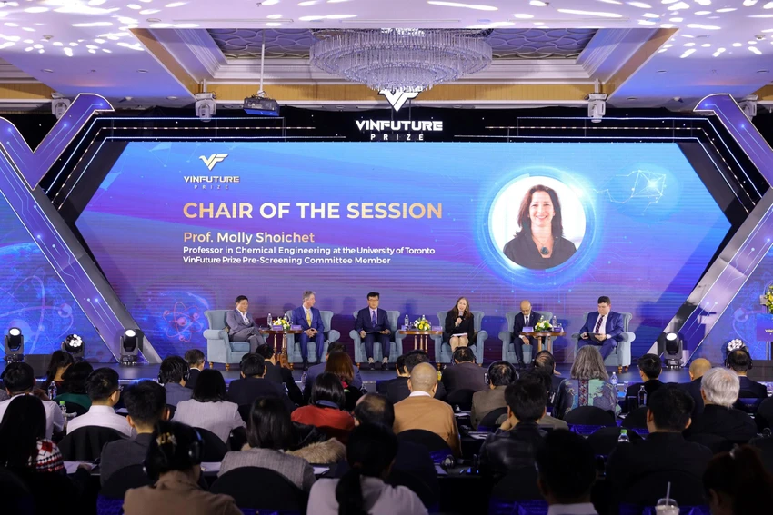 Tại tọa đàm “Khoa học vì Cuộc sống” trong khuôn khổ VinFuture 2022, hai nghiên cứu quan trọng về liệu pháp miễn dịch tự thân CAR-T của GS Bruce Levine (Đại học Pennsylvania, Hoa Kỳ) và GS Je-Jung Lee (Đại học Chonnam, Hàn Quốc) được công bố. Tại tọa đàm “Khoa học vì Cuộc sống” trong khuôn khổ VinFuture 2022, hai nghiên cứu quan trọng về liệu pháp miễn dịch tự thân CAR-T của GS Bruce Levine (Đại học Pennsylvania, Hoa Kỳ) và GS Je-Jung Lee (Đại học Chonnam, Hàn Quốc) được công bố.