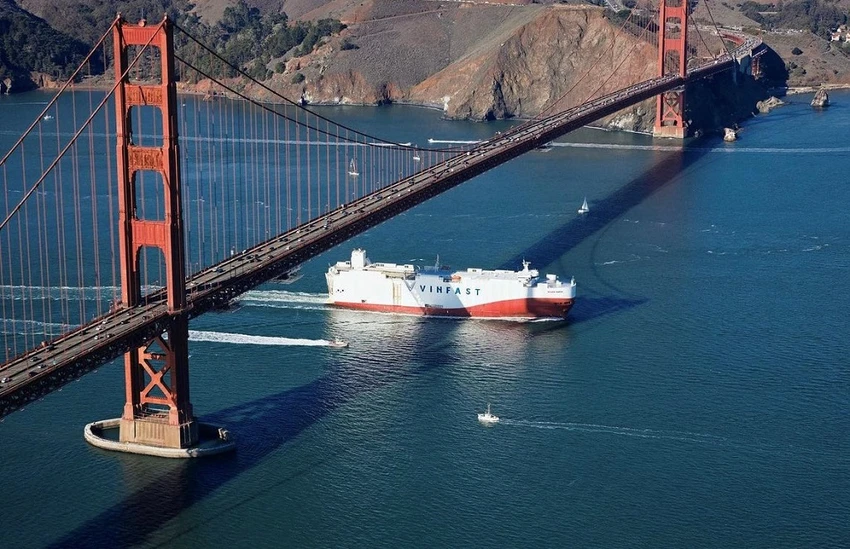 Chuyến tàu chở 999 ô tô điện VinFast VF 8 đã chính thức cập bến California, Mỹ sau 26 ngày khởi hành từ cảng Hải Phòng, Việt Nam. Chuyến tàu chở 999 ô tô điện VinFast VF 8 đã chính thức cập bến California, Mỹ sau 26 ngày khởi hành từ cảng Hải Phòng, Việt Nam.