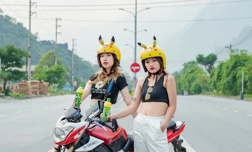 Giải nhiệt cuộc sống trên vạn dặm đường cùng Trà Xanh Không Độ. Giải nhiệt cuộc sống trên vạn dặm đường cùng Trà Xanh Không Độ.