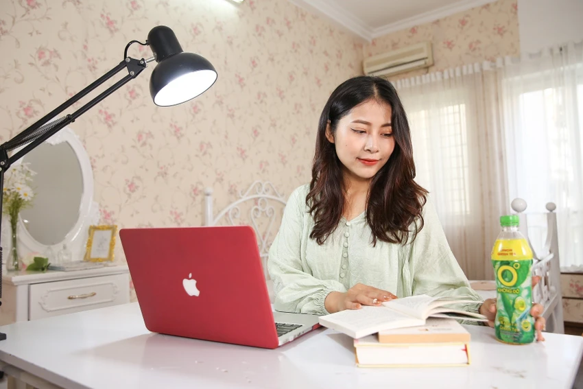 Nhiều thí sinh chọn Trà Xanh Không Độ để giải tỏa căng thẳng mệt mỏi trong những ngày ôn thi nước rút. Nhiều thí sinh chọn Trà Xanh Không Độ để giải tỏa căng thẳng mệt mỏi trong những ngày ôn thi nước rút.