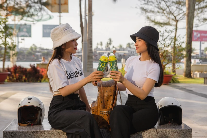 Không chỉ nỗ lực ôn luyện, nhiều thí sinh chọn cách giải tỏa căng thẳng mệt mỏi bằng cách dã ngoại ngoài trời với Trà Xanh Không Độ. Không chỉ nỗ lực ôn luyện, nhiều thí sinh chọn cách giải tỏa căng thẳng mệt mỏi bằng cách dã ngoại ngoài trời với Trà Xanh Không Độ.