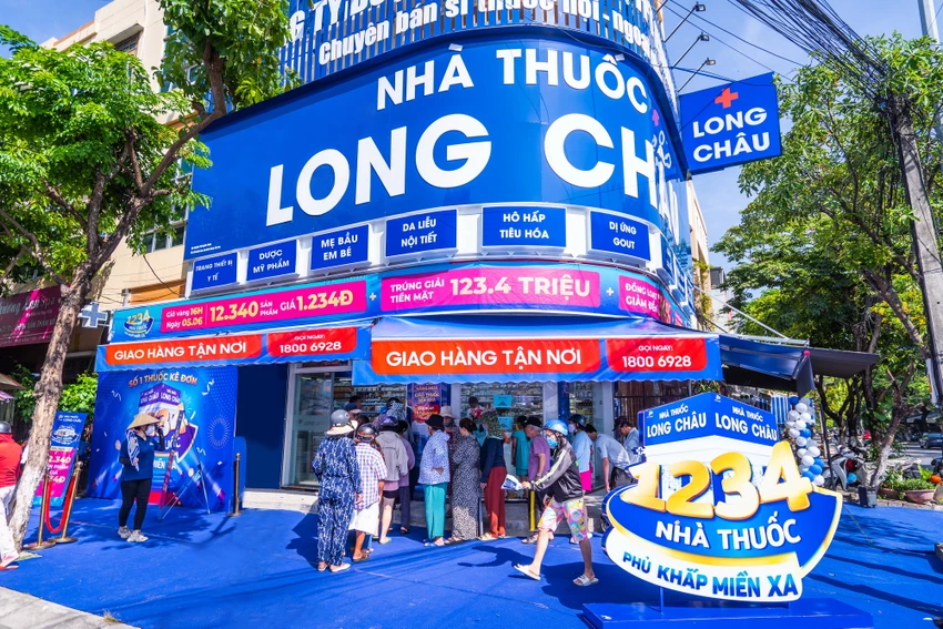 FPT Long Châu đã chính thức cán mốc 1.234 nhà thuốc toàn quốc khắp toàn quốc. FPT Long Châu đã chính thức cán mốc 1.234 nhà thuốc toàn quốc khắp toàn quốc.
